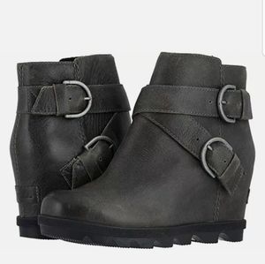 Women's Sorel Joan Of Arctic Wedge II Buck…